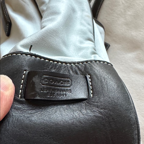 Coach handbag - Picture 3 of 16